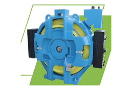 Traction machine mounted on guide rails